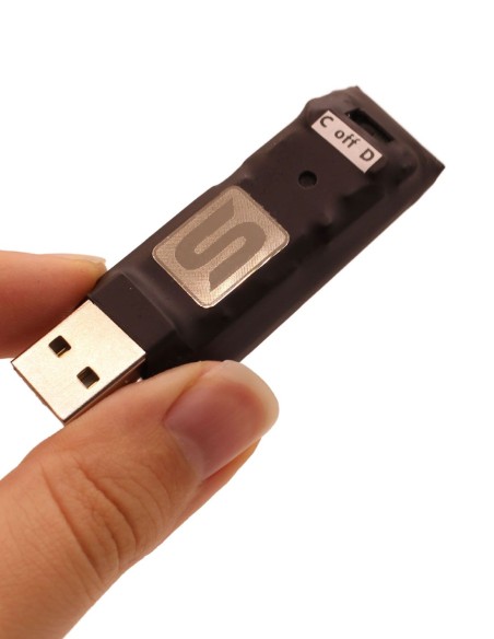 Clé USB espion - Dictaphone longue autonomie jusqu'à 100 jours - 8 GO