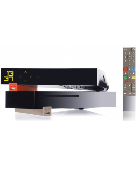 Box internet et tv - camera espion integree - module GSM - Freebox